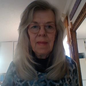 Meet your Posher, Carole